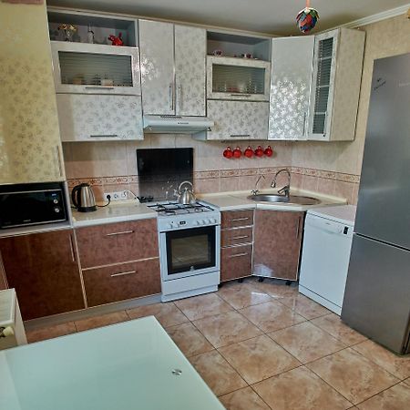 Vacation Home Lubov Kamenets-Podolsk Eksteriør bilde