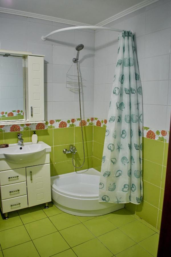Vacation Home Lubov Kamenets-Podolsk Eksteriør bilde